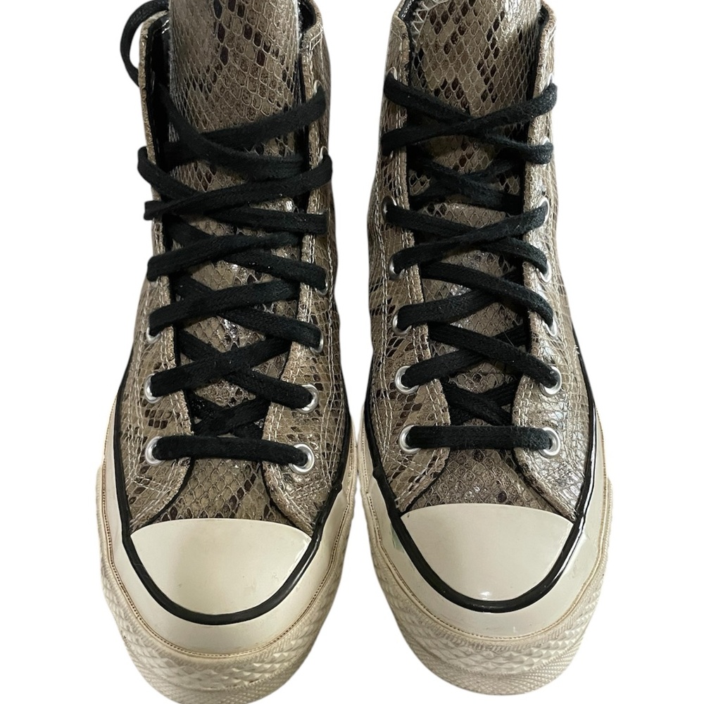 Converce shoes for men and women